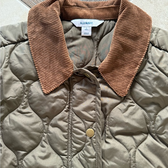 NWT - Old Navy Quilted Barn Jacket - Picture 2 of 7